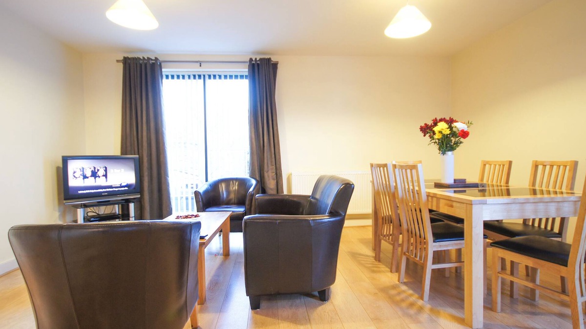 Wood Green Apartment | Crompton Court