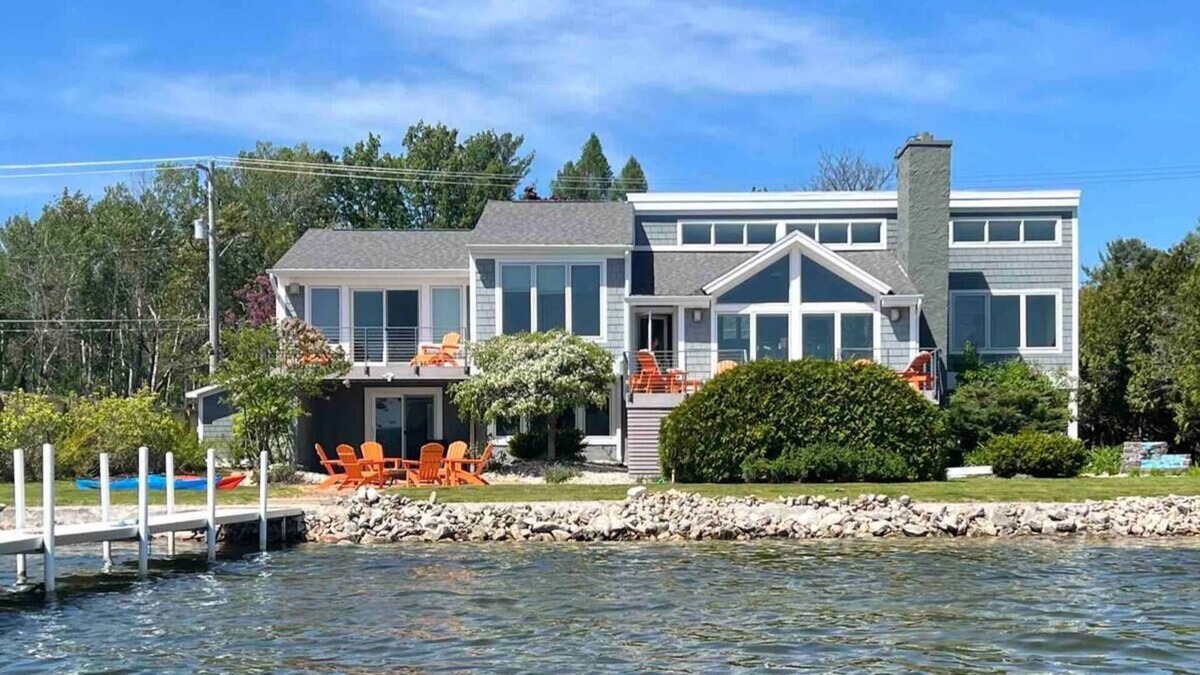 Oden House | Crooked Landing - Lakefront - Dock - Petoskey