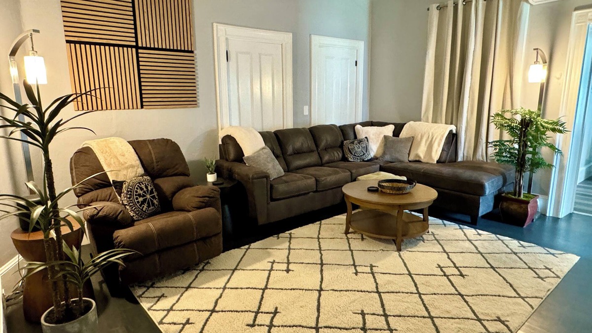 Augusta Apartment | Crosby Street Suite - Freshly Renovated 3 Bedroom near Downtown Augusta
