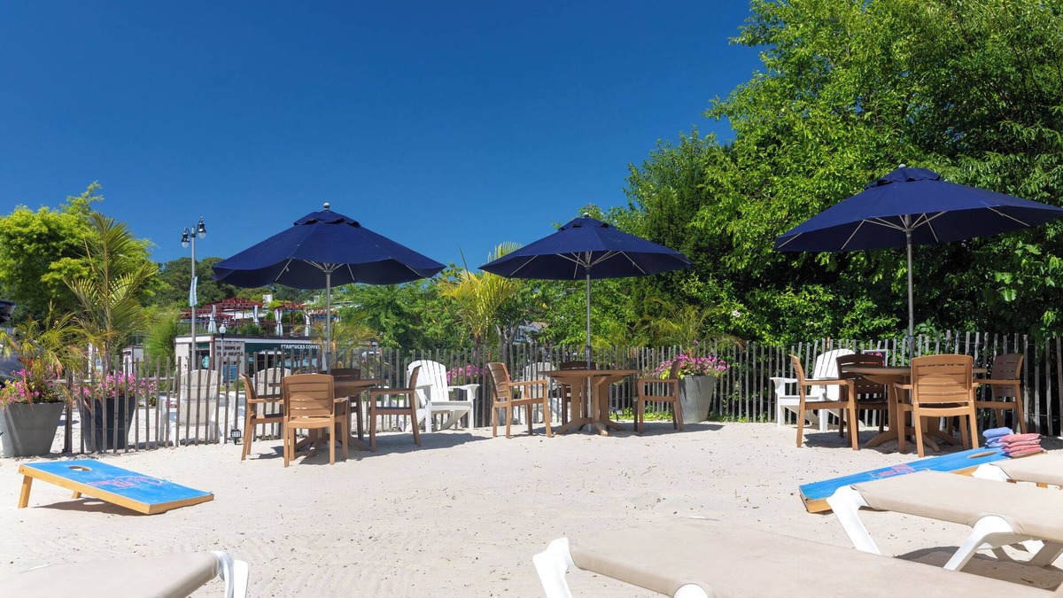 Country Club Estates Hotel | Crosswinds Rehoboth