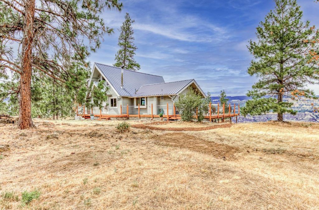 The Dalles House | Crow's Nest
