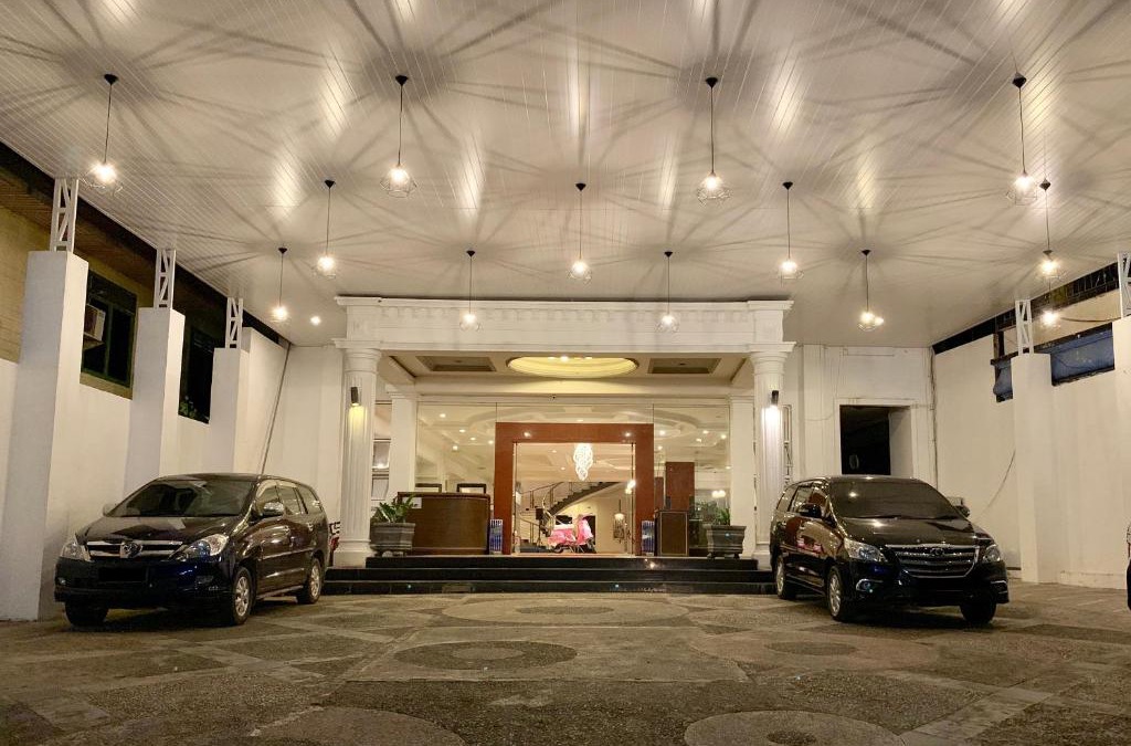 Tanjung Selor Hotel | Crown Hotel