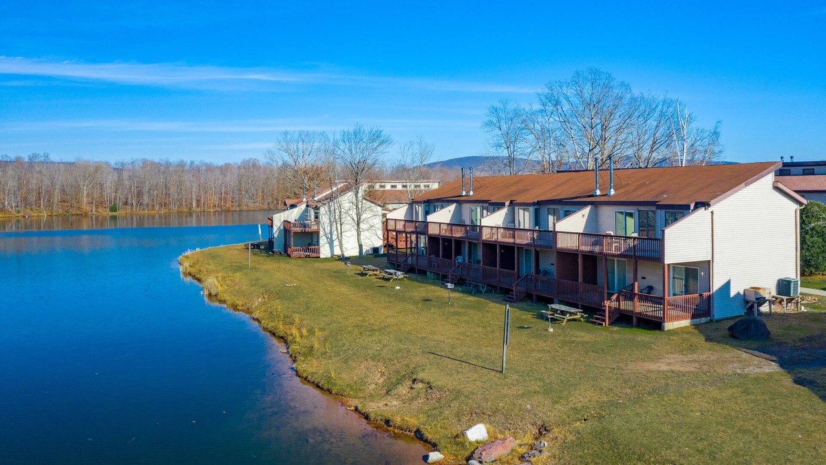 Drums Apartment | Crown Resorts at the Poconos