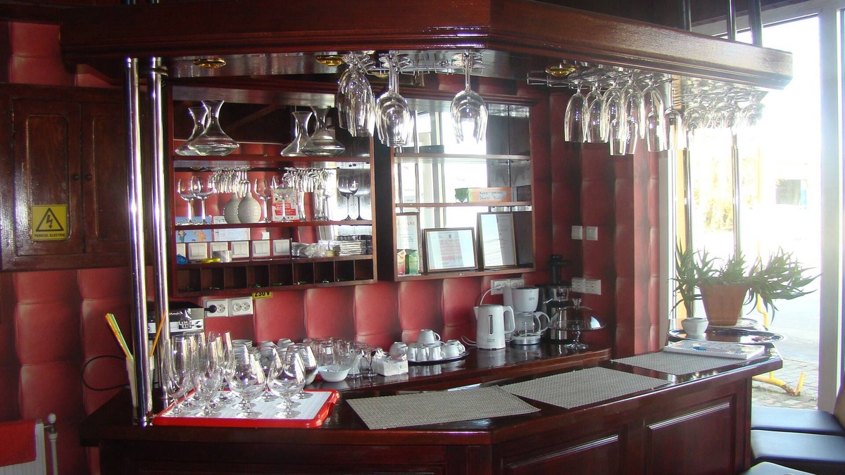 Alba Iulia House | Crown Royal Pensiune