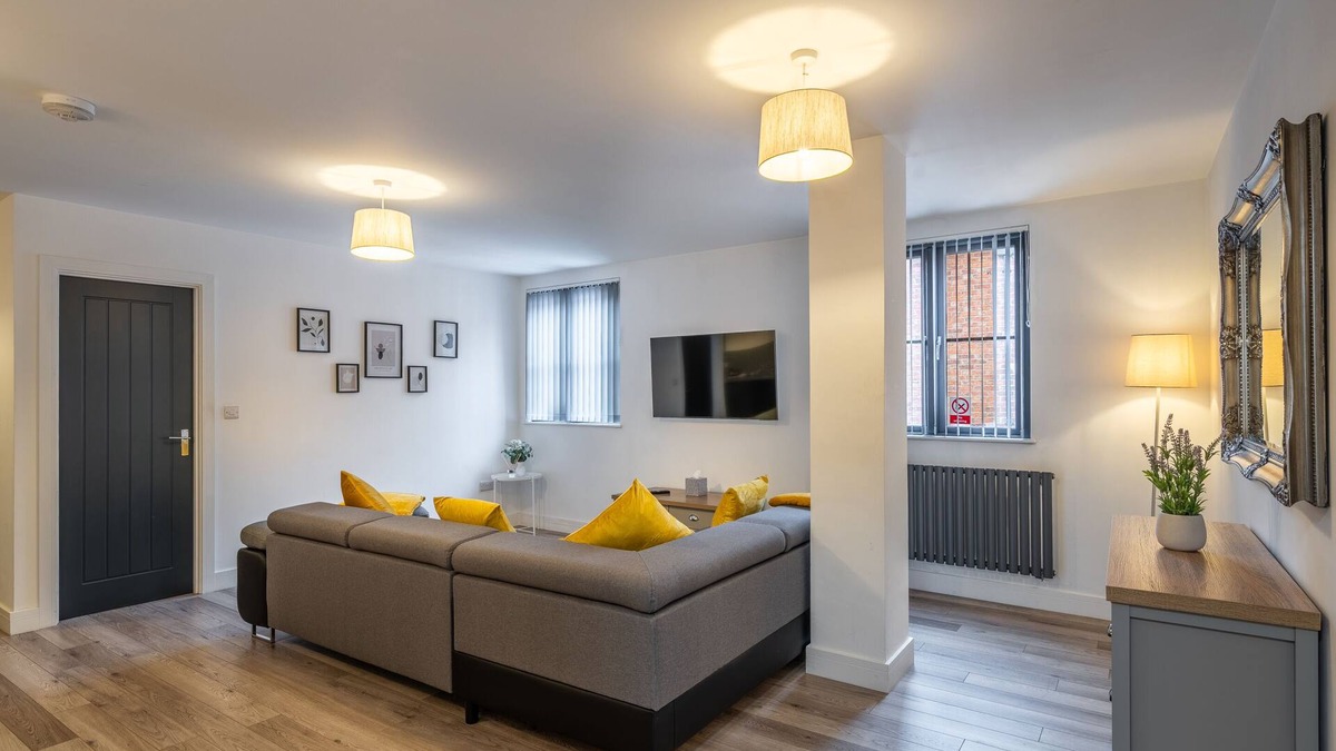 Wellington Apartment | Crown Street Apartments - 7A, Town Centre