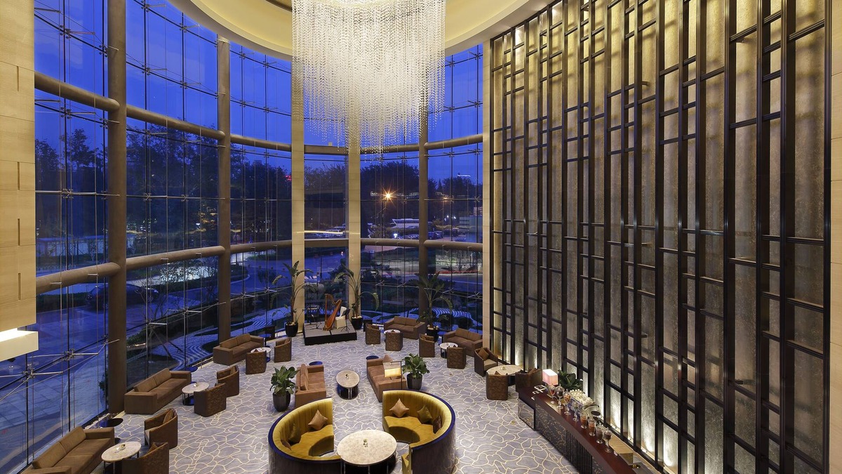 Wangjing Hotel | Crowne Plaza Beijing Lido by IHG