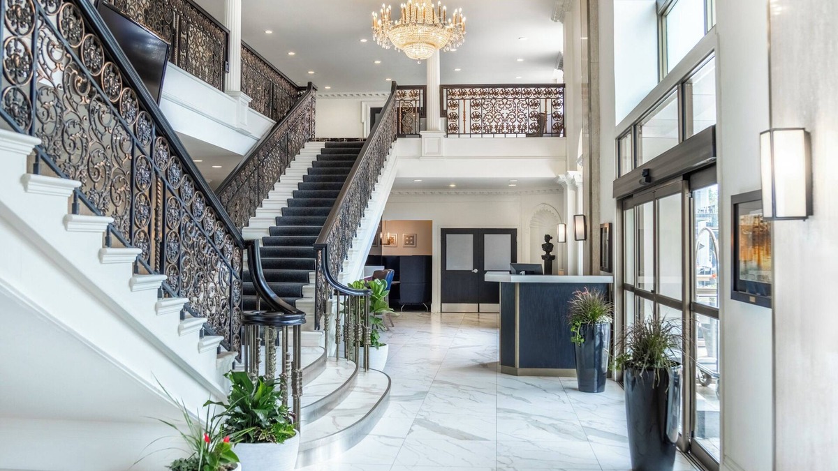Downtown Hotel | Crowne Plaza Fredericton-Lord Beaverbrook by IHG