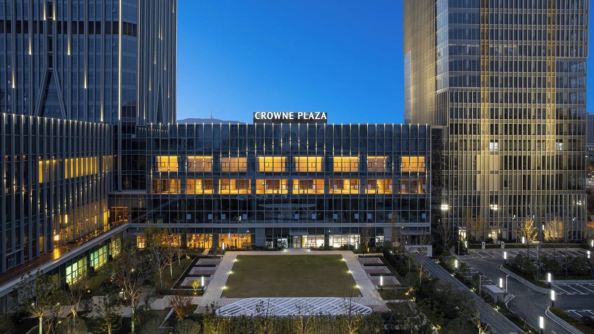 Jingmen Hotel | Crowne Plaza Jingmen by IHG