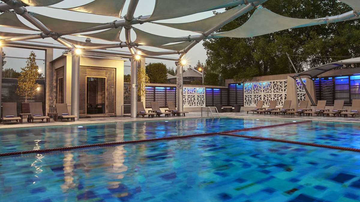 Farwaniya Hotel | Crowne Plaza Kuwait Al Thuraya City by IHG