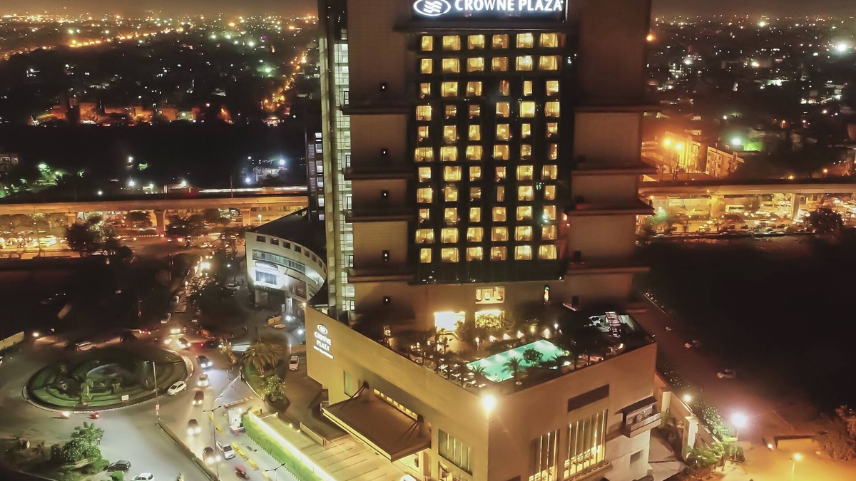 Rohini Hotel | Crowne Plaza New Delhi Rohini by IHG