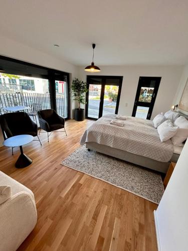 Regensburg Apartment | cruwzo I Regensburg Towers - Design Apartments