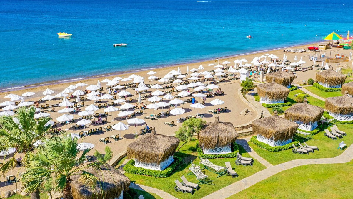 Beldibi Resort | Crystal Flora Beach Resort – All Inclusive