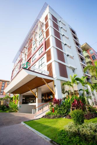 Rayong Hotel | Crystal Jade Hotel