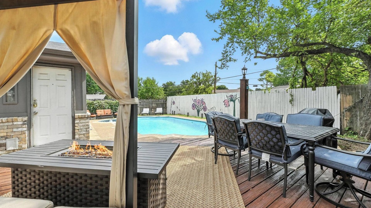 North Richland Hills House | Crystal Lagoon- Private Pool- Near DFW & Stadium