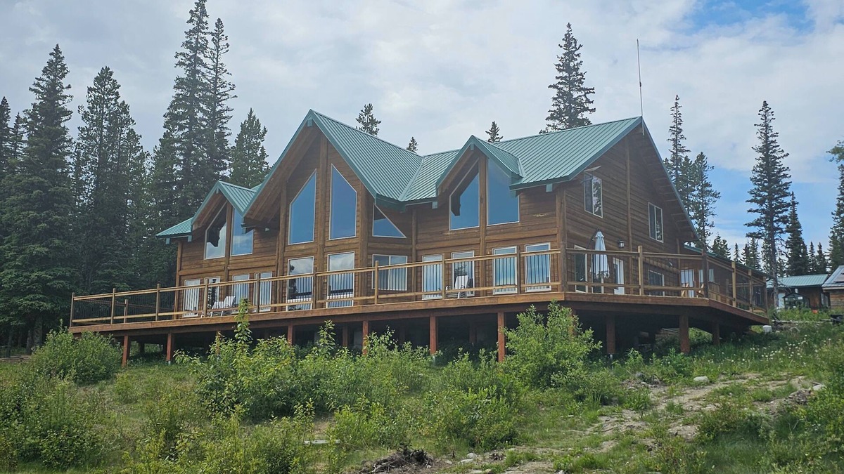 Vanderhoof Resort | Crystal Lake Wilderness Resort in central BC, Lodge/Cabins & Seadoo/ATV Rentals