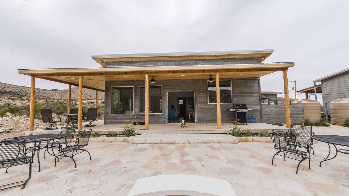 Alpine House | Crystal Mountain Cabin: Custom Built 2019. Relax in Seclusion.