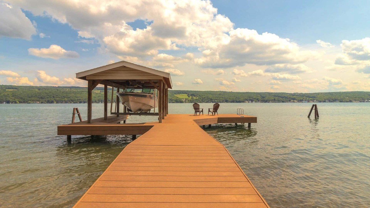 Town of Jerusalem Cottage | Crystal Waters - Enjoy Beautiful Sunrises on Keuka Lake!