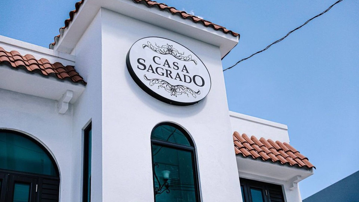 Sagrado Corazon Apartment | CS7- Immaculate Colonial Studio in the Heart of Santurce Centrally Located