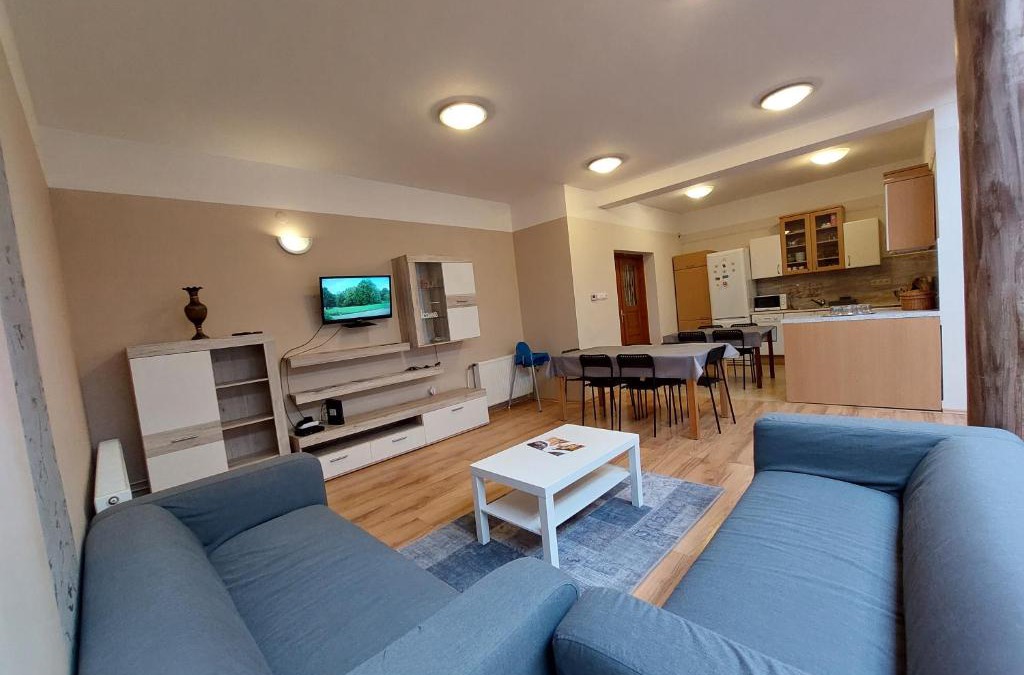 Szeged Apartment | CsaládBarát Vendéglak Szegedi Magánszálláshely 9 fő részére, nagycsaládok és baráti társaságok részére