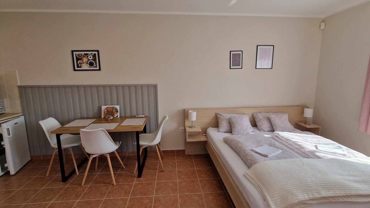 Zalakaros House | Csendes kis Földszinti Apartman, Pároknak - Termálfürdő 3 Perc Autóval