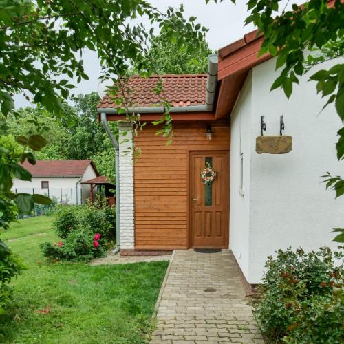 Berekfurdo Apartment | Cseresznyés Apartman