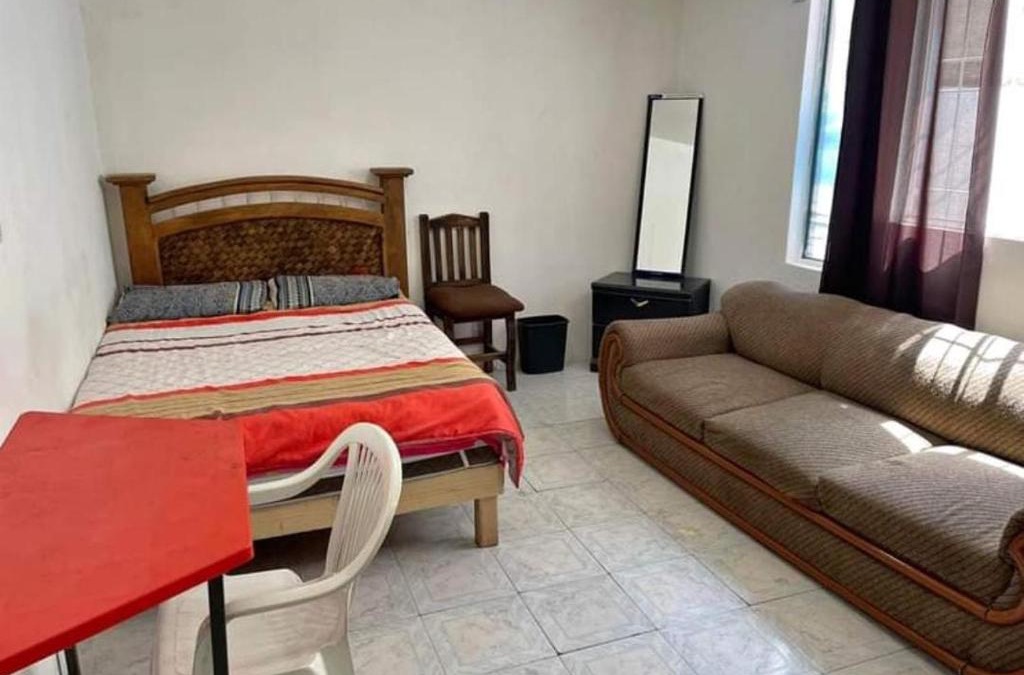 Toluca House | Cuarto cerca del aeropuerto y la central de abastos