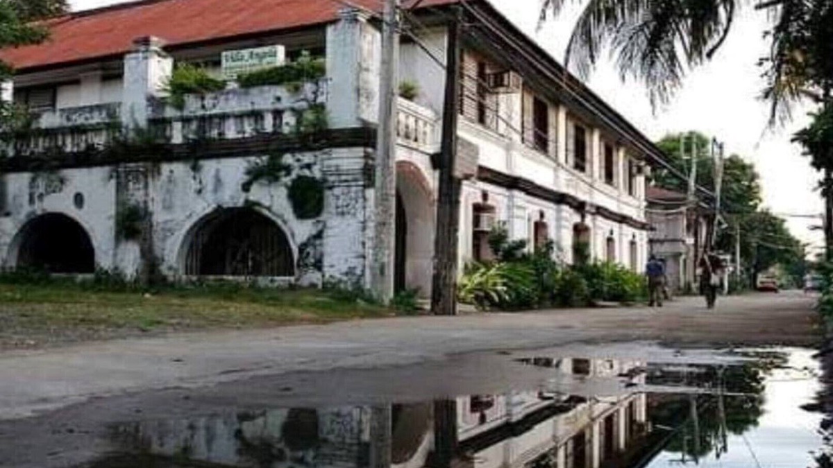 Vigan House | Cuarto Dormitoryo A: Ten bunk beds