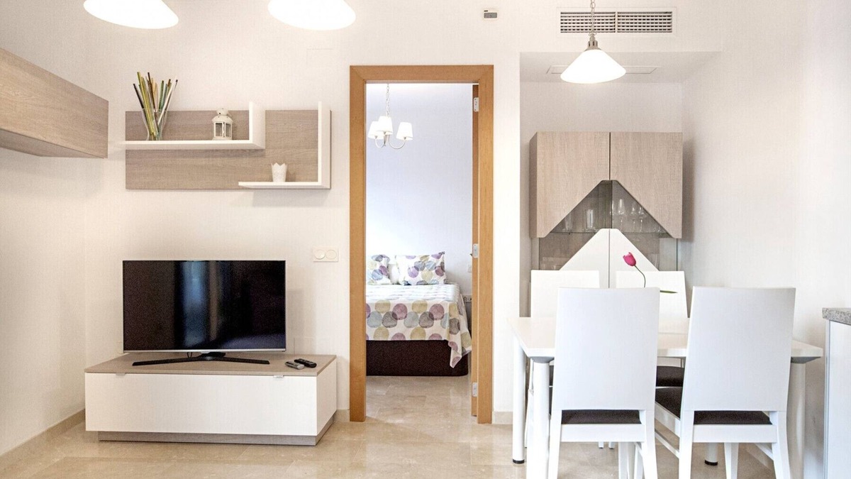 Fuengirola City Centre Apartment | Cubo's Apartamento España 2B Fuengirola/free wifi/beach