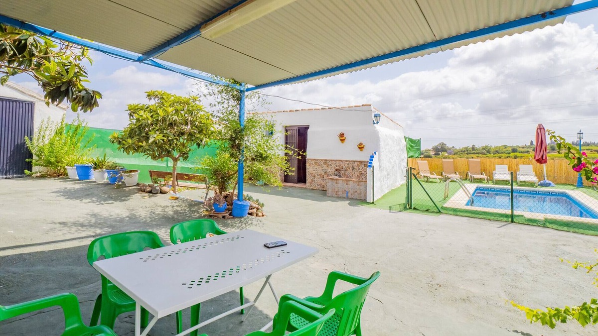Alhaurin de la Torre Cottage | Cubo's Casa Rural Candelaria/pool/near airport
