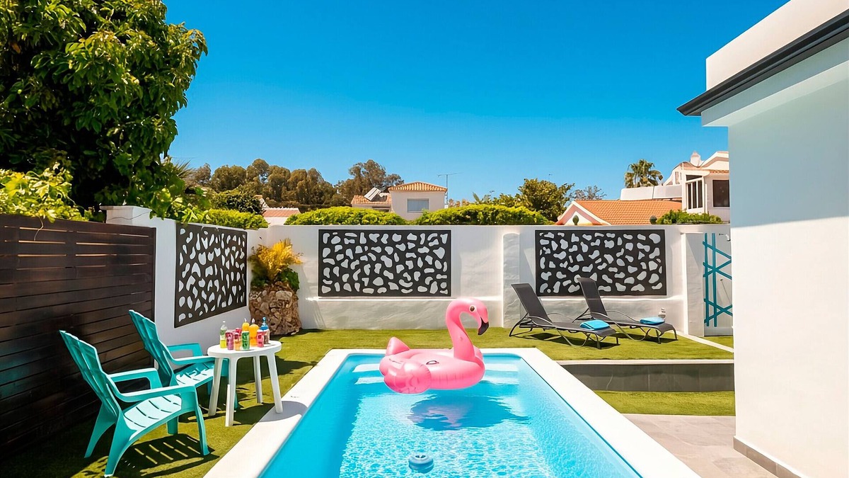 Churriana Villa | Cubo's Cozy & Modern Sol de Malaga/Private pool/Free Wifi