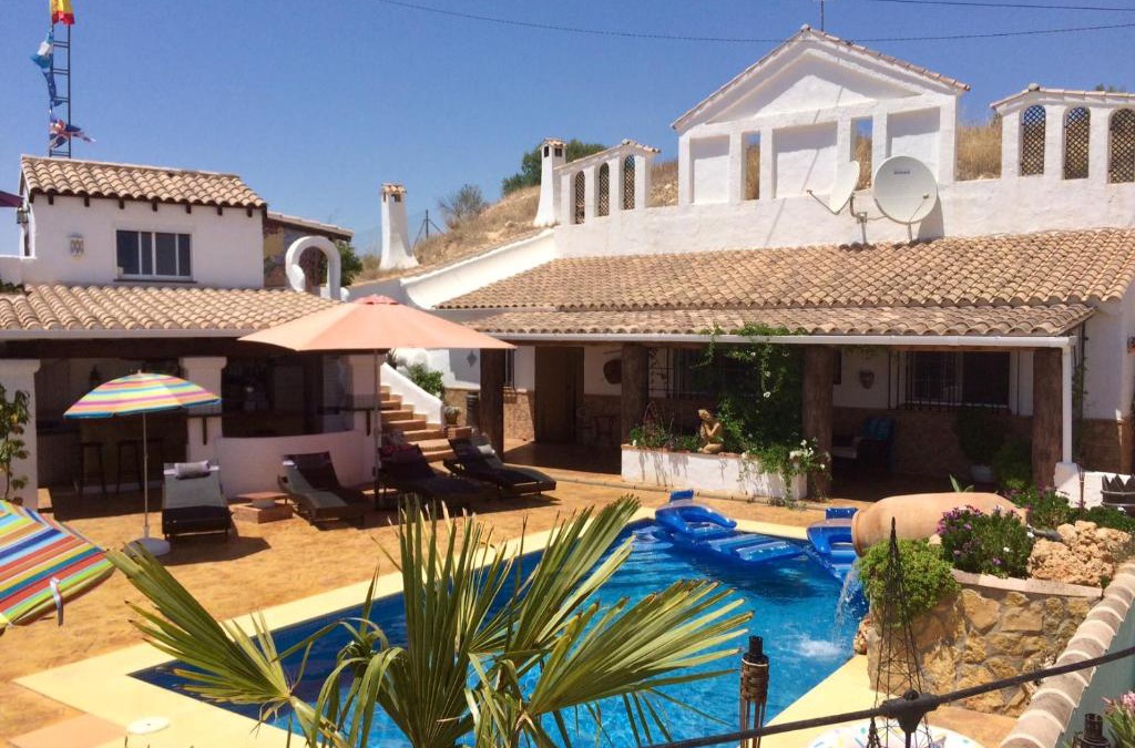 Cuevas del Campo Bed & Breakfast | Cueva Romana Cave House, Clothing Optional, Adult Only