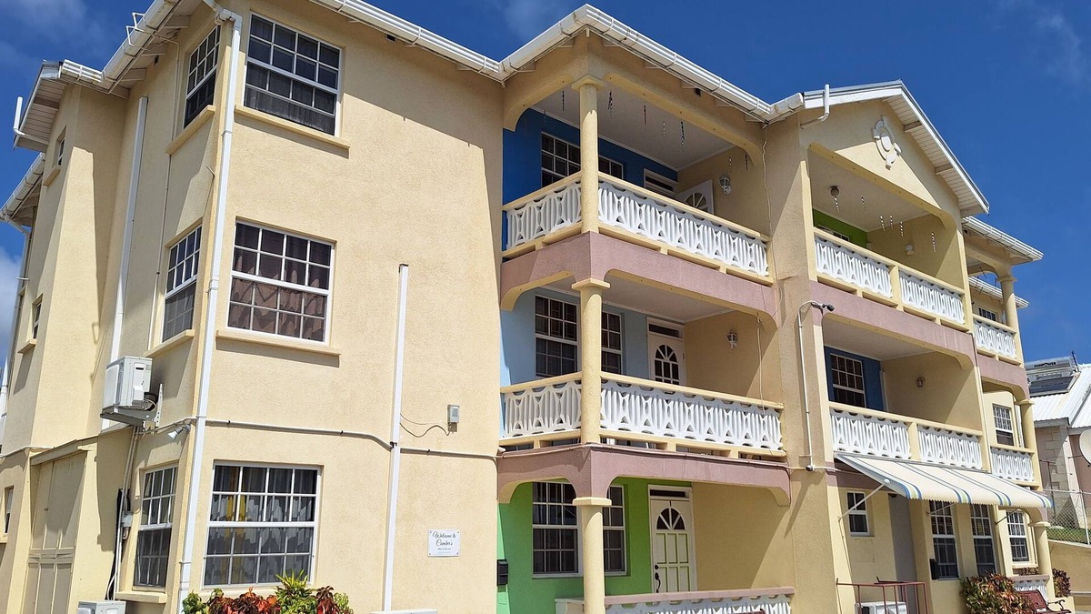 Keizer Hill Apartment | Cumber's Tropical Apartments