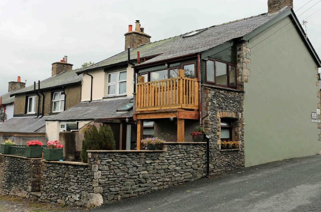 Tebay House | Cumbrian cottage, sleeps 6, in convenient location