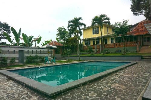 Bogor Hotel | Cunang Hill Hotel & Resort
