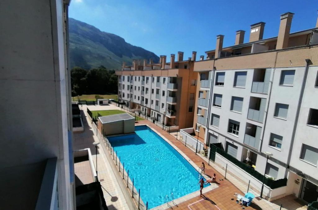 Posada de Llanes Apartment | Cuquiellu, apartamento con piscina, 3km playa VUT-3084-AS