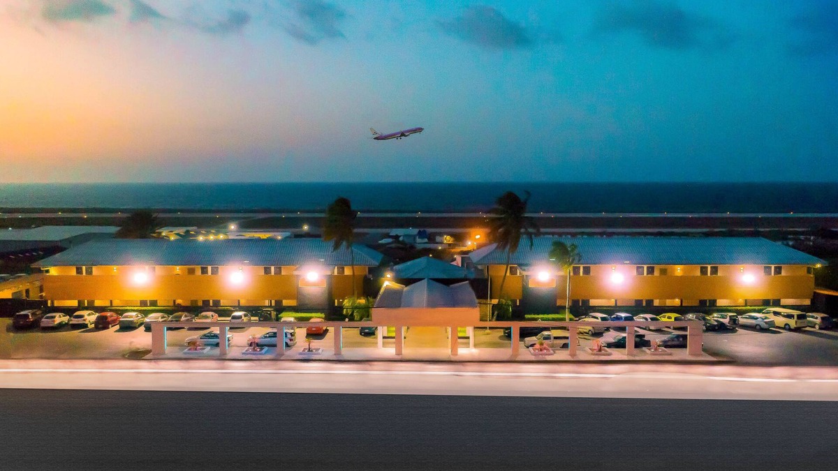 Mahuma Hotel | Curaçao Airport Hotel