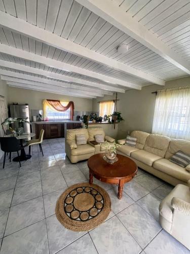 Jongbloed Apartment | Curacao Dushi
