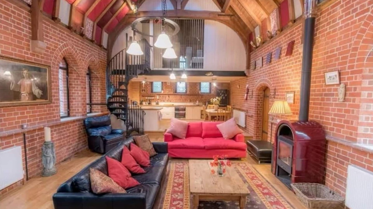 Netley House | Curbridge Chapel a converted chapel
