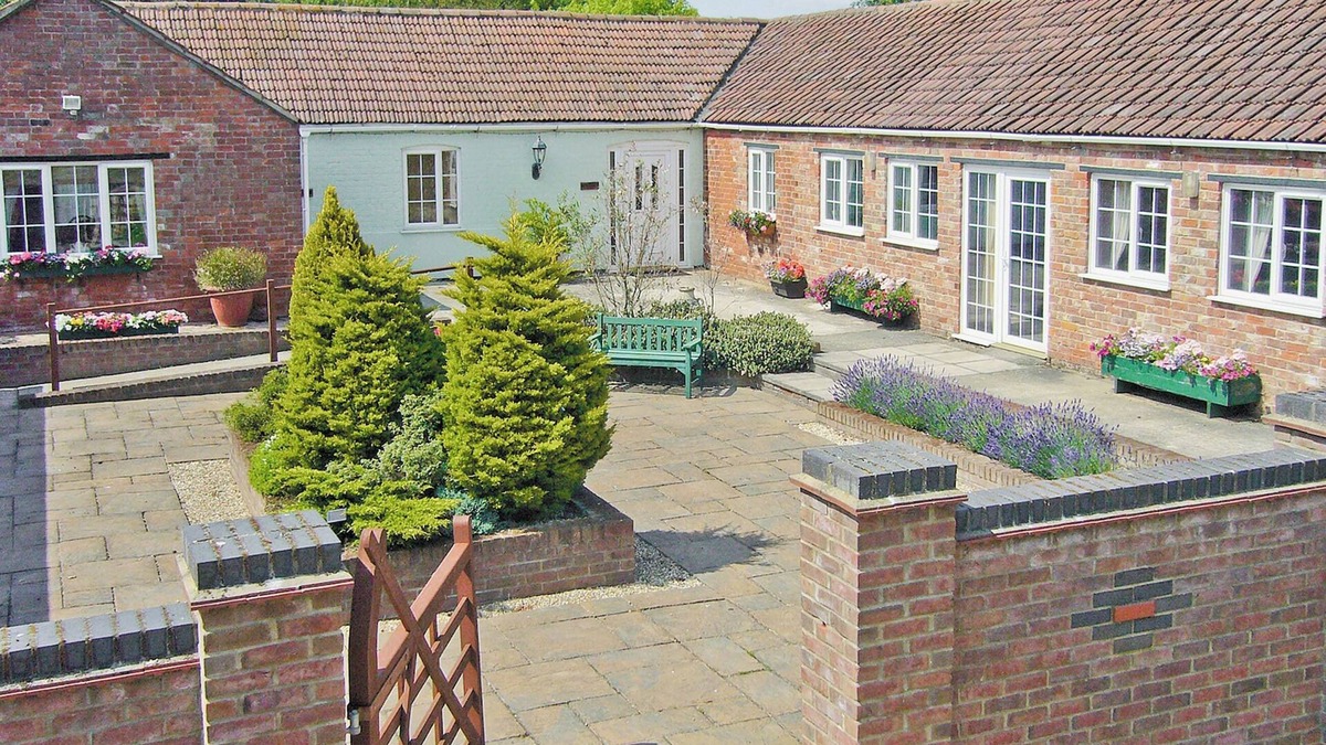 Boston Cottage | Curlew Cottage - E3752