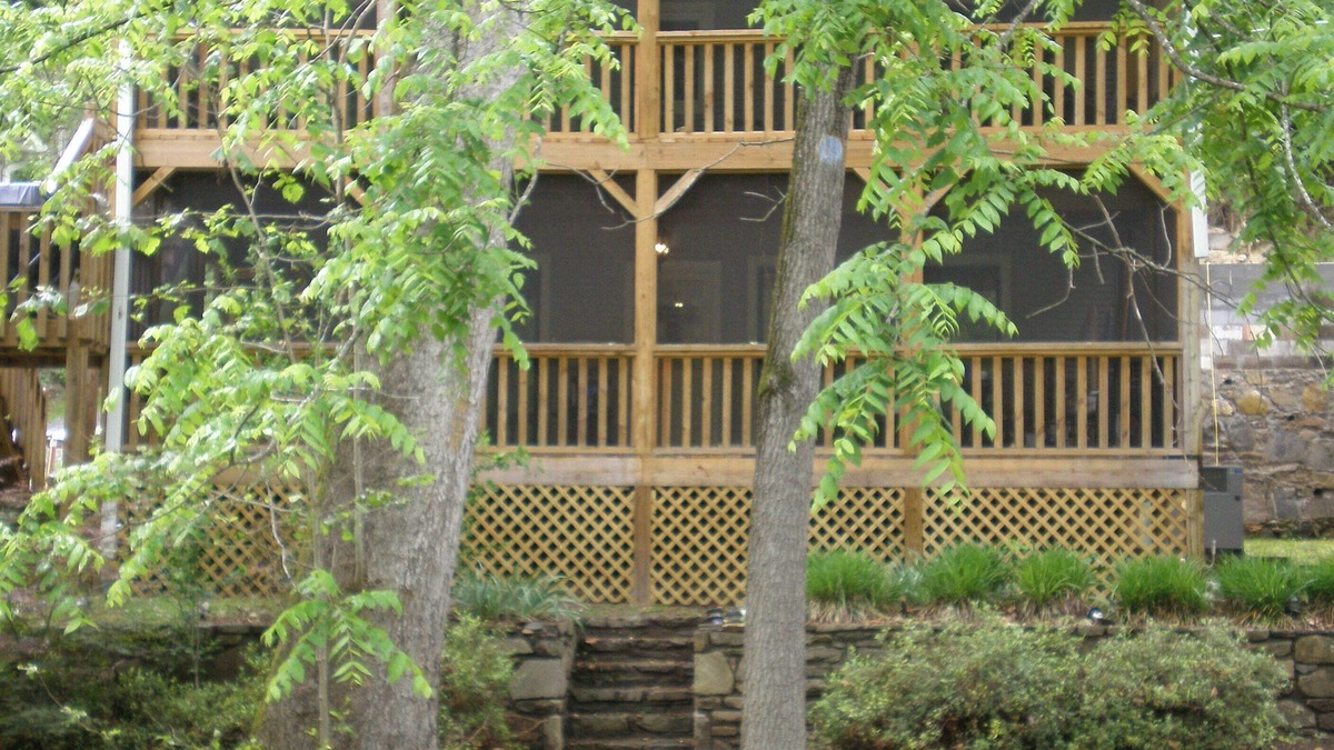 Bat Cave Cottage | CURRENTLY UNAVAILABLE - HURRICANE HELENE