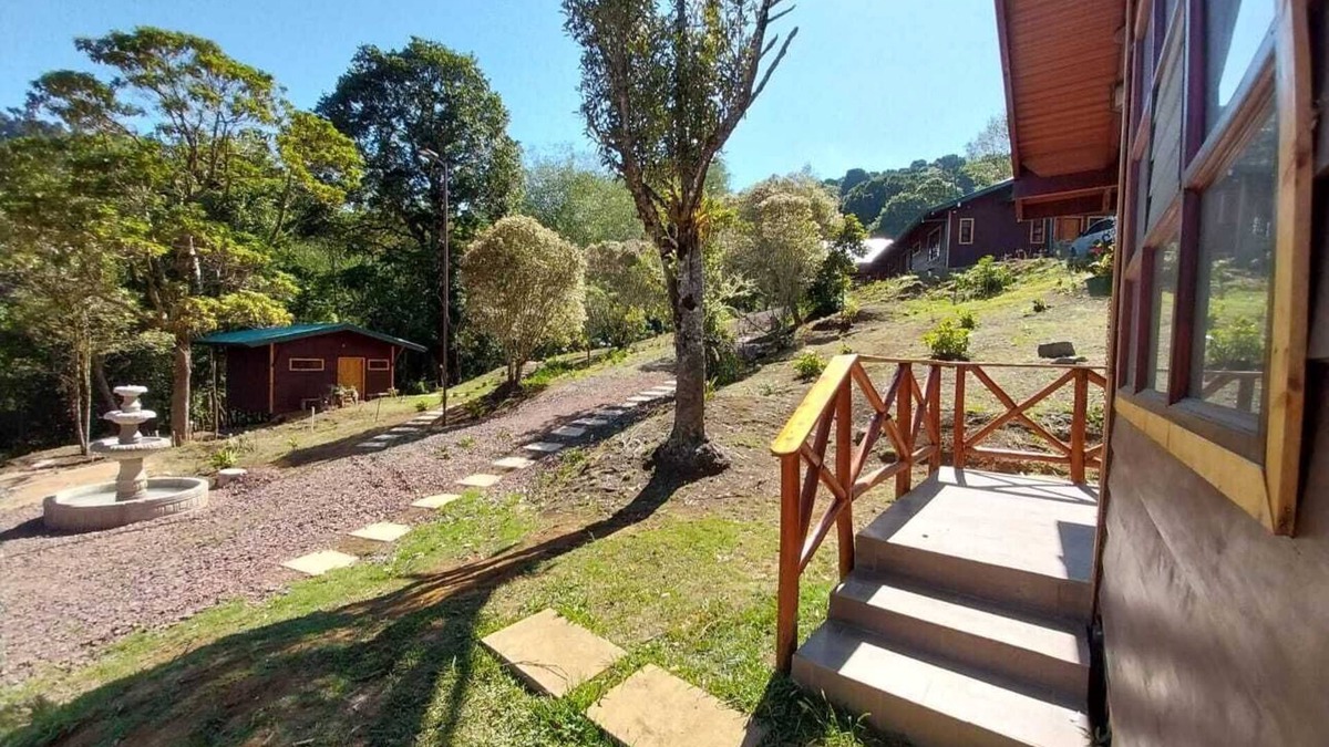 Canton Dota Cabin | Curuba Lodge