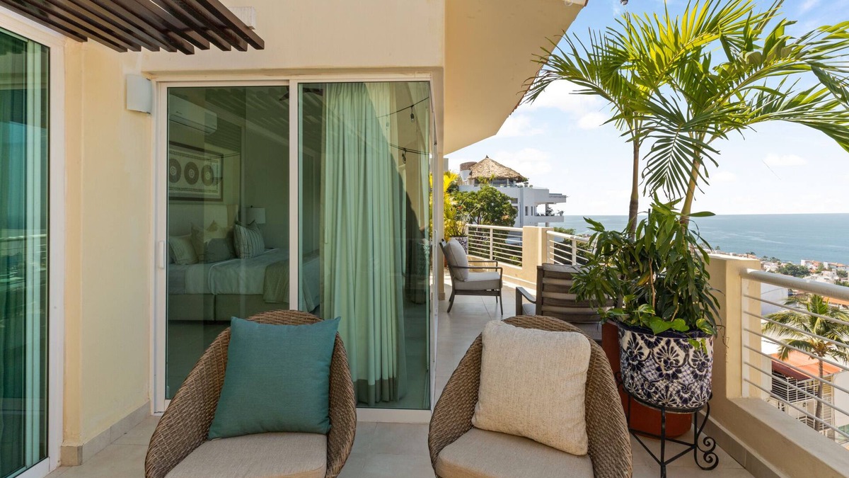 Colonia 5 de Diciembre Condo | Custom designed Penthouse with sweeping ocean views! 2BD Penthouse for rent in 5