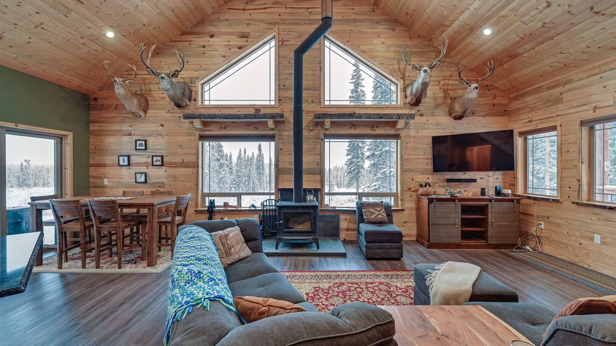 Kasilof Cabin | Custom Kasilof Cabin on 40 Private Acres