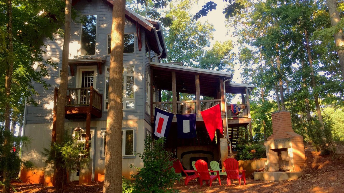 Denver Cottage | Custom Lake Norman cottage on private road, built in 2012. Modern, private.