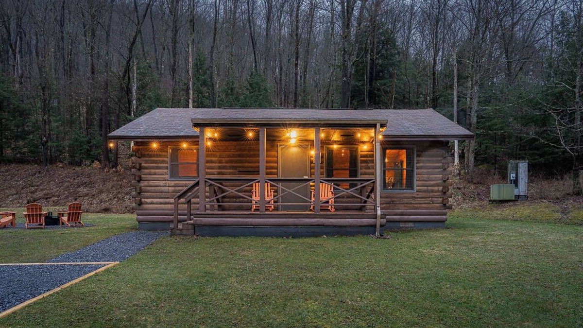 Mills Cabin | Custom Log Cabin #3 | Denton Hill State Park