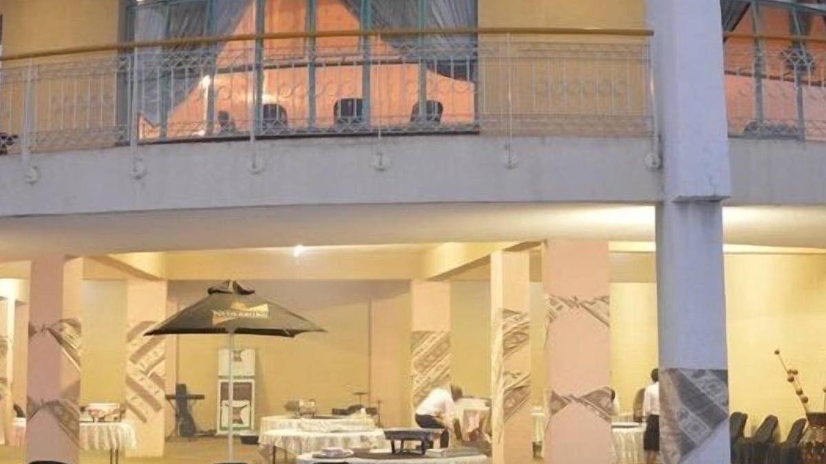 Chinhoyi Hotel | Cut Hotel