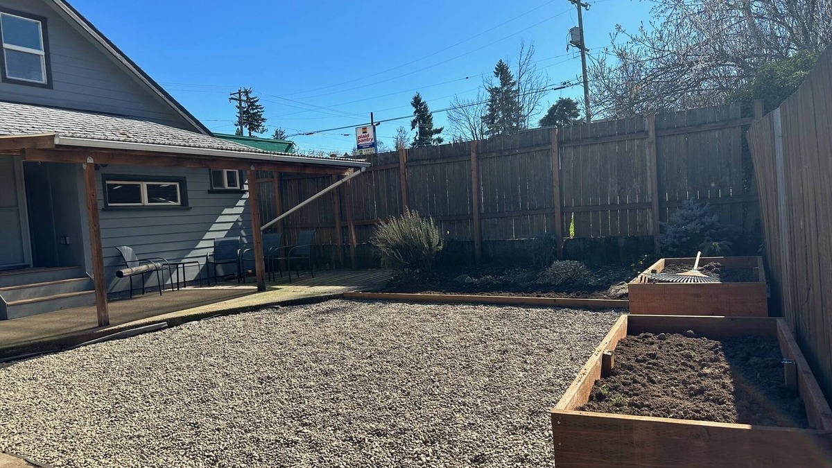 McLoughlin Cottage | Cute 2 bed Bungalow in the heart of Oregon City