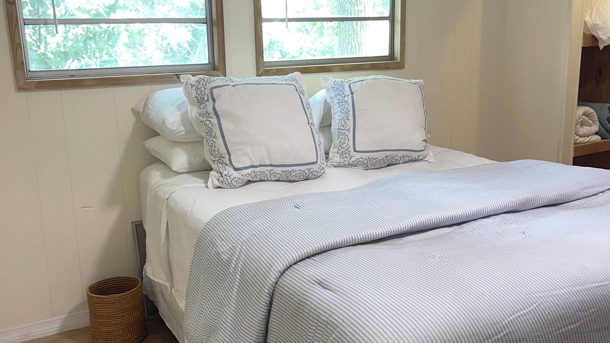 Lake City Apartment | Cute 2-bedroom apartment in enchanting Lake City