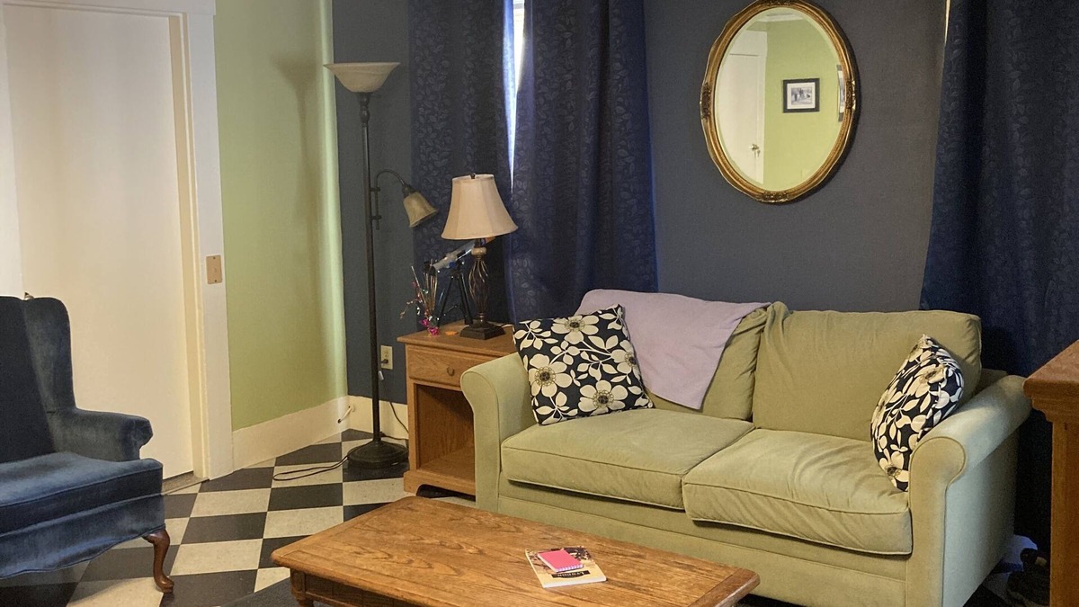 Lyndon Apartment | Cute apartment in Lyndonville, 10 mins from Burke Mountain and Kingdom Trails!