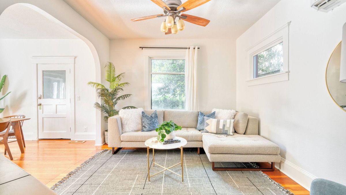 King House | Cute & Comfortable Portland Home with 91 WalkScore